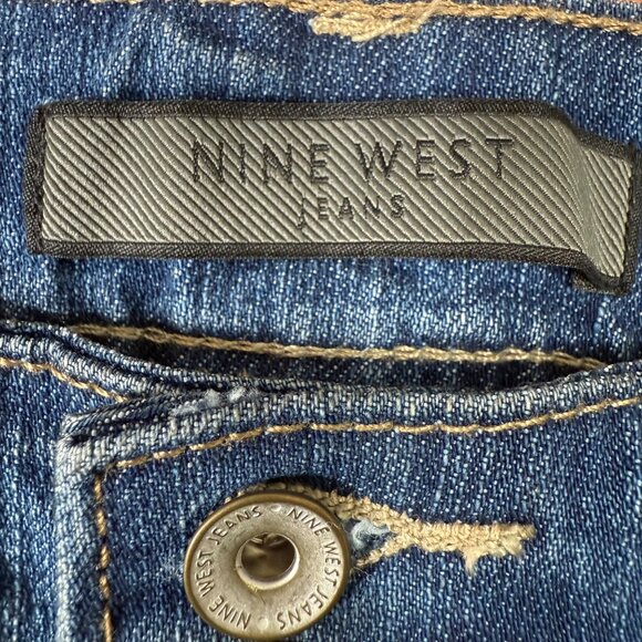 Nine West Womens Size 10 Blue Flared Leg Mid Rise 5 Pocket Denim Jeans - Picture 3 of 11